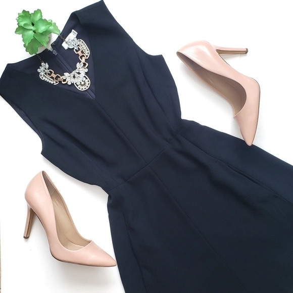 Vince V-Neck Sleeveless Dress Navy Blue A-Line Mini Pockets Size 0 XS - Picture 2 of 10